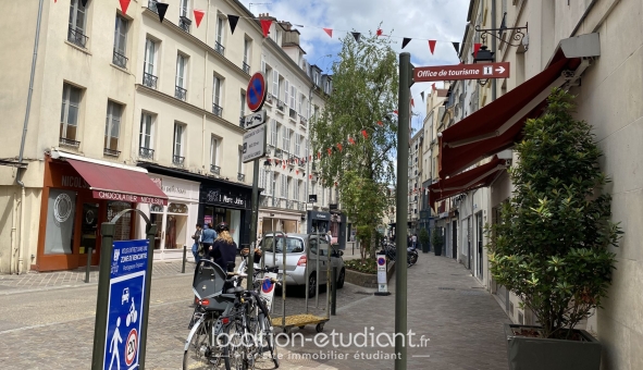 Logement �tudiant Location Studio Vide Saint Germain en Laye (78100)