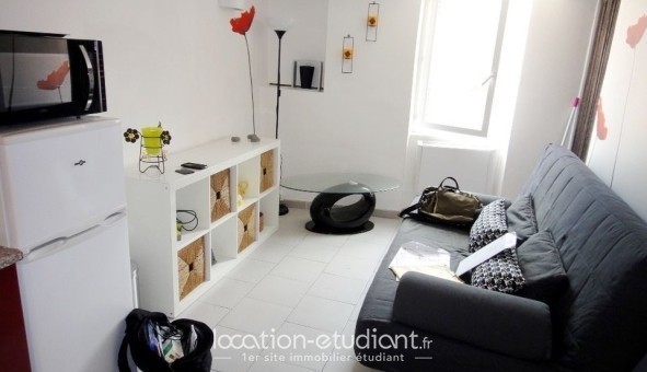 Logement �tudiant Studio &agrave; Saint Mitre les Remparts (13920)