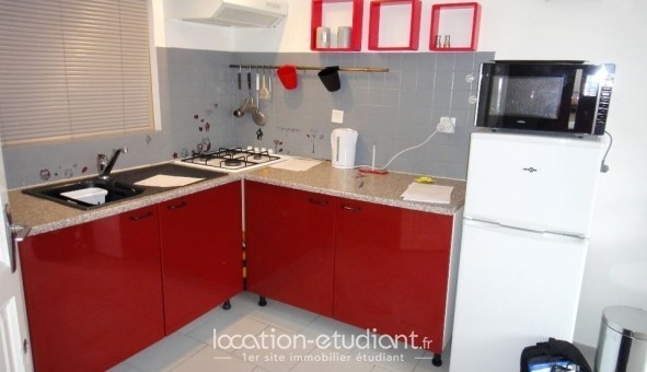 Logement �tudiant Studio &agrave; Saint Mitre les Remparts (13920)