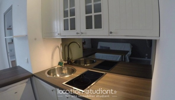 Logement �tudiant Studio &agrave; Saint R�my l'Honor� (78690)