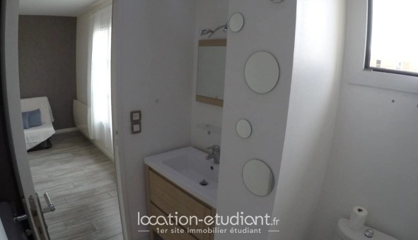 Logement �tudiant Studio &agrave; Saint R�my l'Honor� (78690)