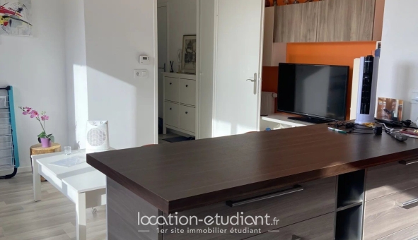 Logement �tudiant T2 &agrave; Saint R�my l'Honor� (78690)