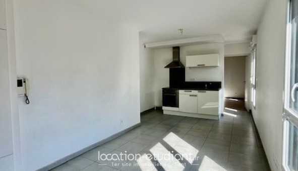 Logement �tudiant T2 &agrave; Troyes (10000)