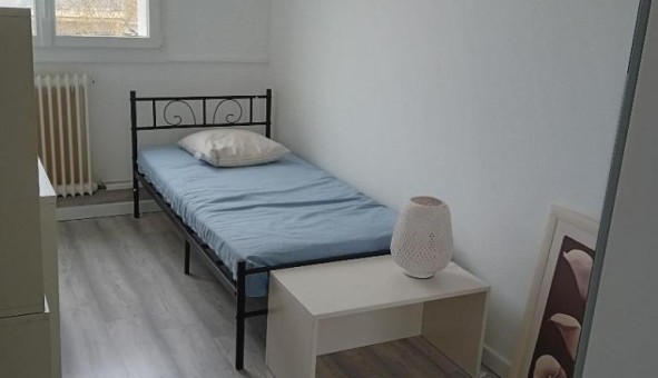 Logement étudiant Colocation à Bron (69500)
