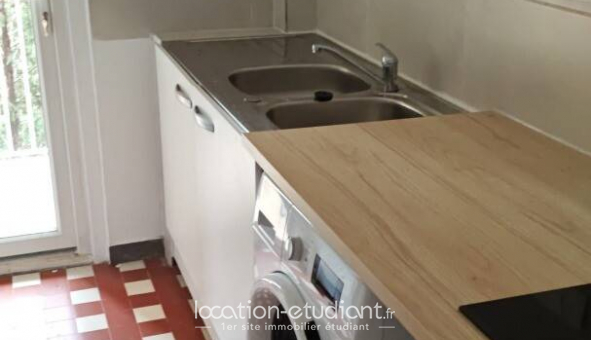 Colocation étudiante Chambre dans une colocation de 9m2