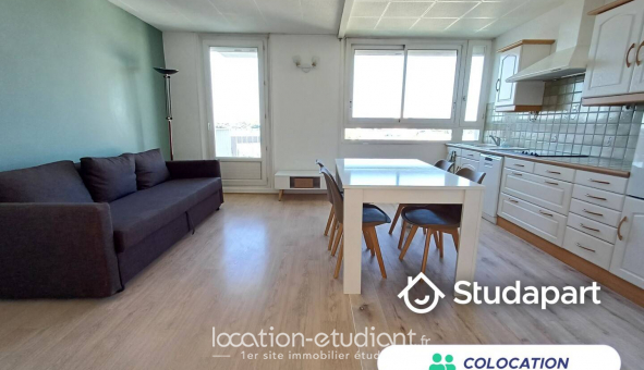 Colocation tudiante Chambre dans une colocation de 12m2