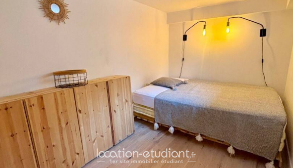 Colocation �tudiante Maison de 200m2