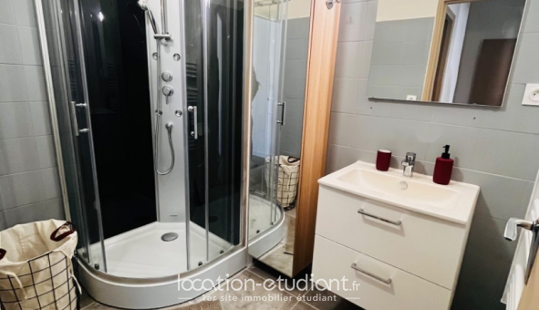 Colocation tudiante Studio à Avignon (84000)