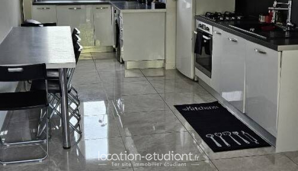 Colocation tudiante Studio à Bron (69500)