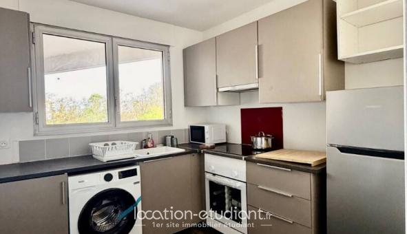 Colocation �tudiante Chambre dans une colocation de 9m2