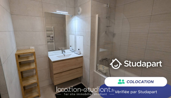 Colocation étudiante Studio &agrave; Clichy (92110)