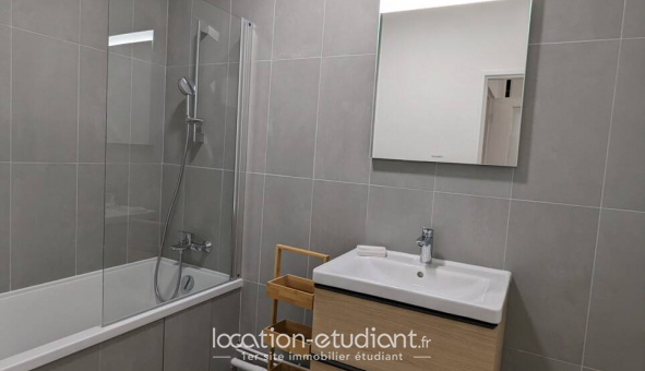 Colocation �tudiante Studio &agrave; Courbevoie (92400)