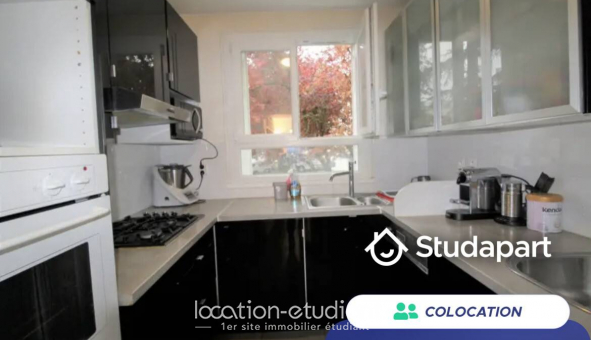 Colocation tudiante Chambre dans une colocation de 12m2