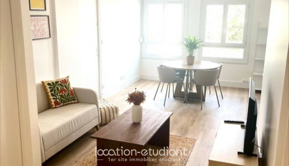 Colocation tudiante Chambre dans une colocation de 9m2
