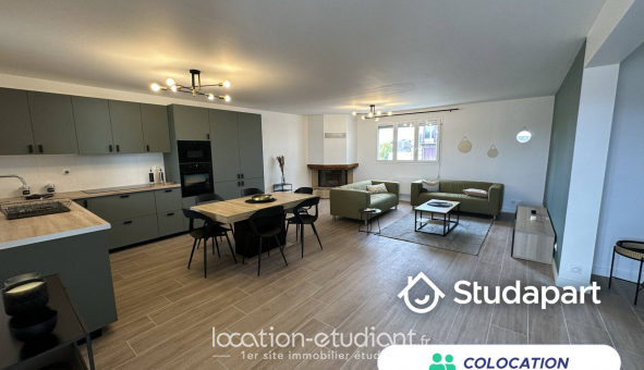 Colocation étudiante Chambre dans une colocation de 12m2