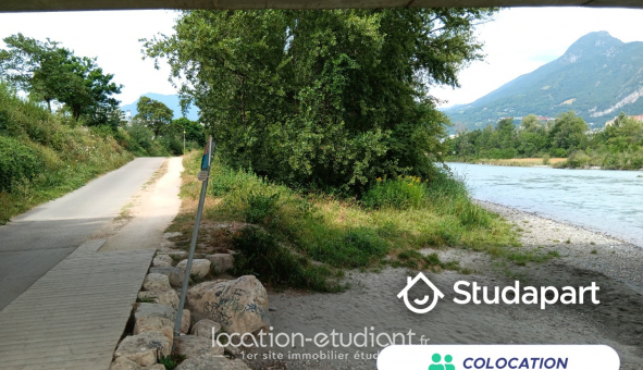 Colocation tudiante Studio à Fontaine (38600)