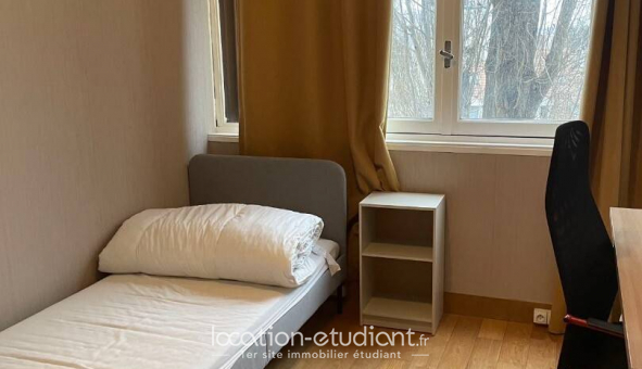 Colocation �tudiante Studio &agrave; Fontenay le Fleury (78330)