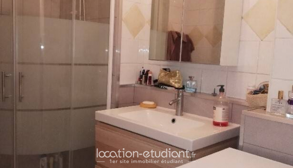 Colocation étudiante Studio à Grenoble (38000)