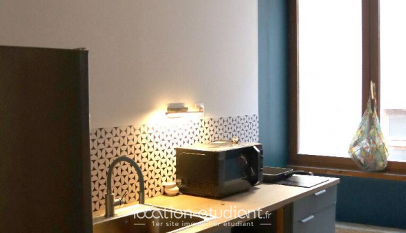 Colocation tudiante Chambre dans une colocation de 9m2