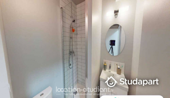 Colocation �tudiante Studio &agrave; Issy les Moulineaux (92130)