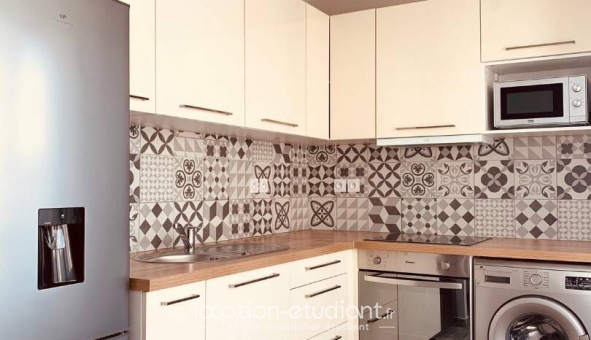 Colocation �tudiante Studio &agrave; Ivry sur Seine (94200)