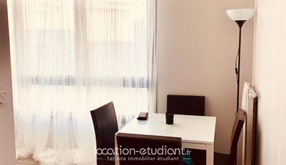 Colocation �tudiante Studio &agrave; Ivry sur Seine (94200)