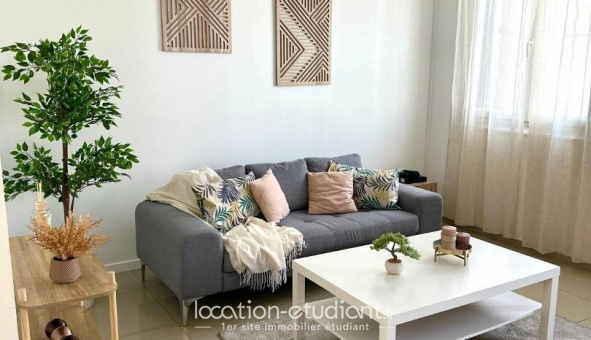 Colocation tudiante Studio à La Courneuve (93120)