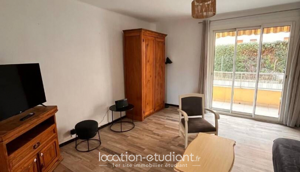 Colocation �tudiante Studio &agrave; Le Pradet (83220)