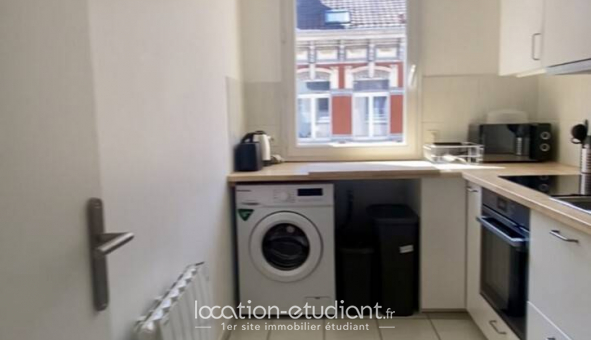 Colocation tudiante Chambre dans une colocation de 17m2