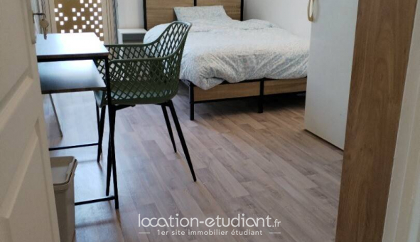 Colocation tudiante Chambre dans une colocation de 9m2