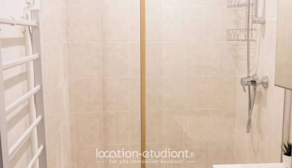 Colocation �tudiante T5 &agrave; Lyon 8�me arrondissement (69008)