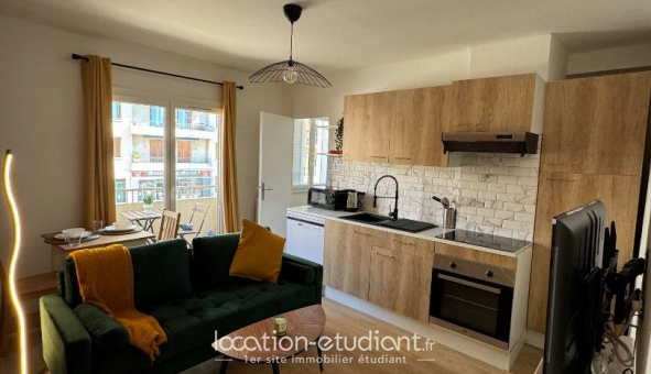 Colocation tudiante Chambre dans une colocation de 9m2