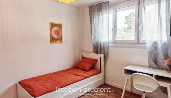 Colocation étudiante Studio à Maurepas (78310)