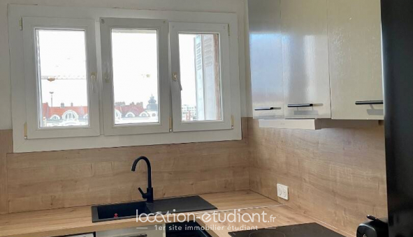 Colocation tudiante Chambre dans une colocation de 9m2