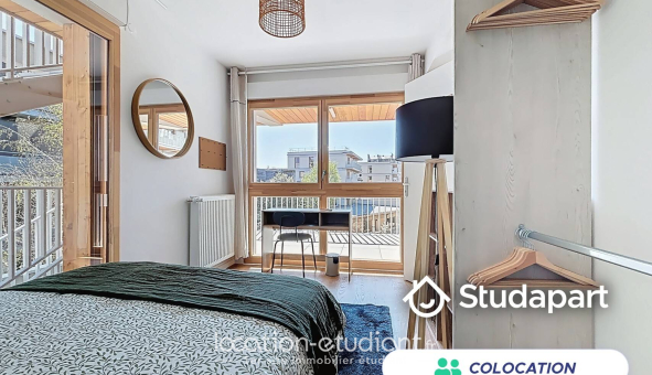 Colocation étudiante Studio &agrave; Montreuil (93100)