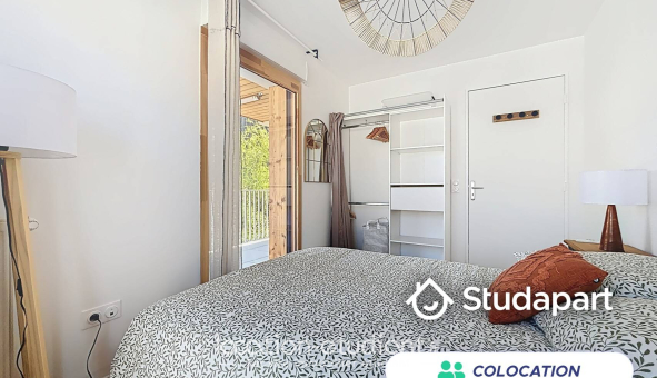 Colocation étudiante Studio &agrave; Montreuil (93100)