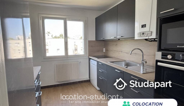 Colocation tudiante Chambre dans une colocation de 9m2
