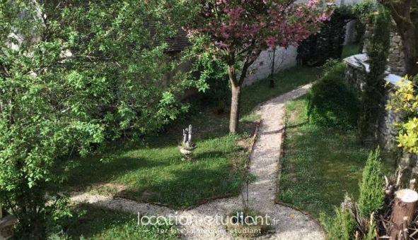 Colocation tudiante Studio à Nesles la Valle (95690)