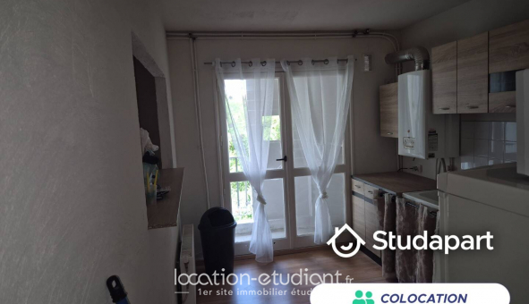 Colocation tudiante Chambre dans une colocation de 10m2
