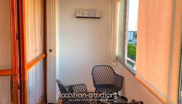 Colocation tudiante Chambre dans une colocation de 11m2
