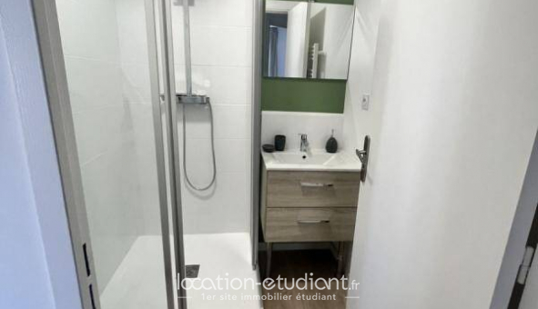 Colocation �tudiante Studio &agrave; Oullins (69600)