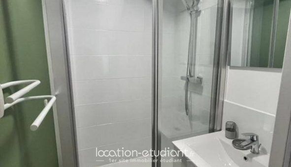 Colocation �tudiante Studio &agrave; Oullins (69600)
