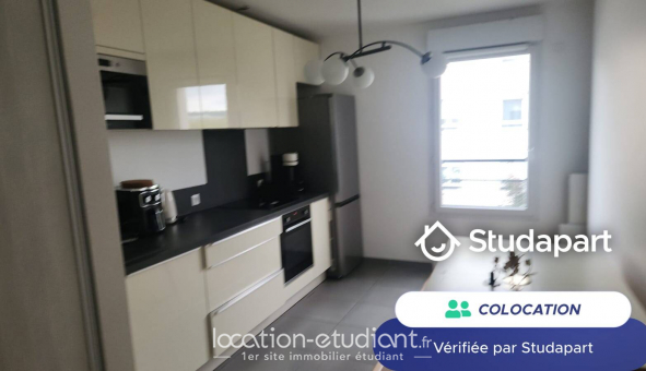 Colocation tudiante Chambre dans une colocation de 9m2