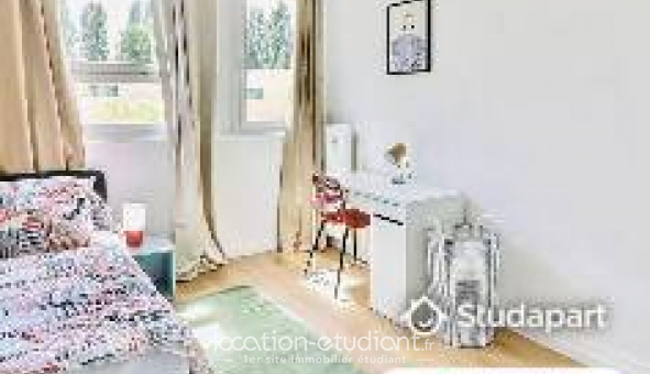 Colocation tudiante Studio à Pontoise (95300)