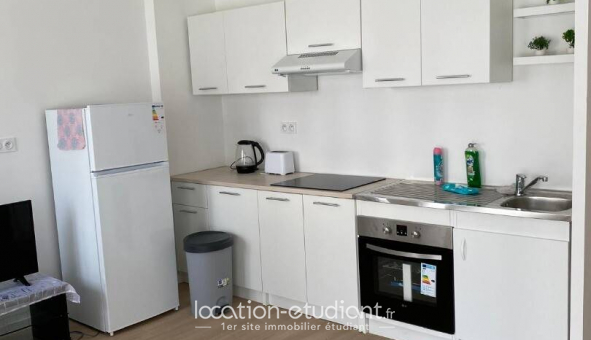 Colocation �tudiante Chambre dans une colocation de 16m2