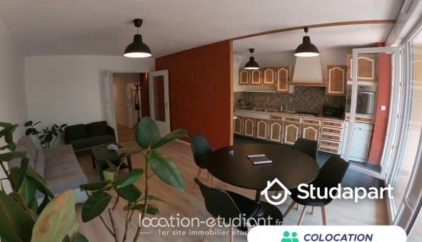 Colocation étudiante Chambre dans une colocation de 12m2