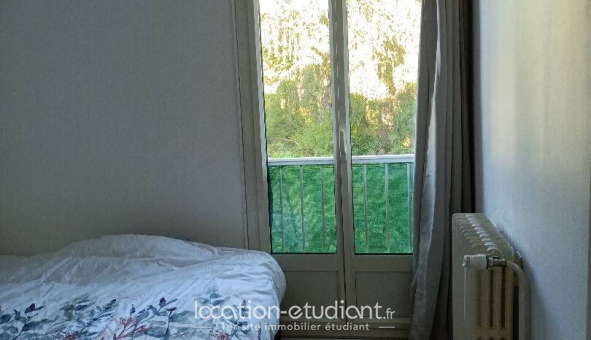 Colocation étudiante Studio à Saint Cyr l'École (78210)