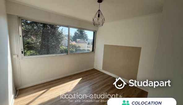 Colocation tudiante Studio à Saint Germain en Laye (78100)