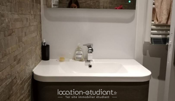 Colocation tudiante Studio à Saint Martin d'Hres (38400)