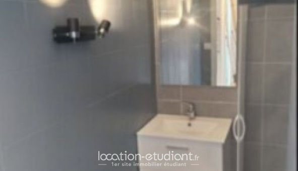 Colocation tudiante T5 à Saint Martin d'Hres (38400)